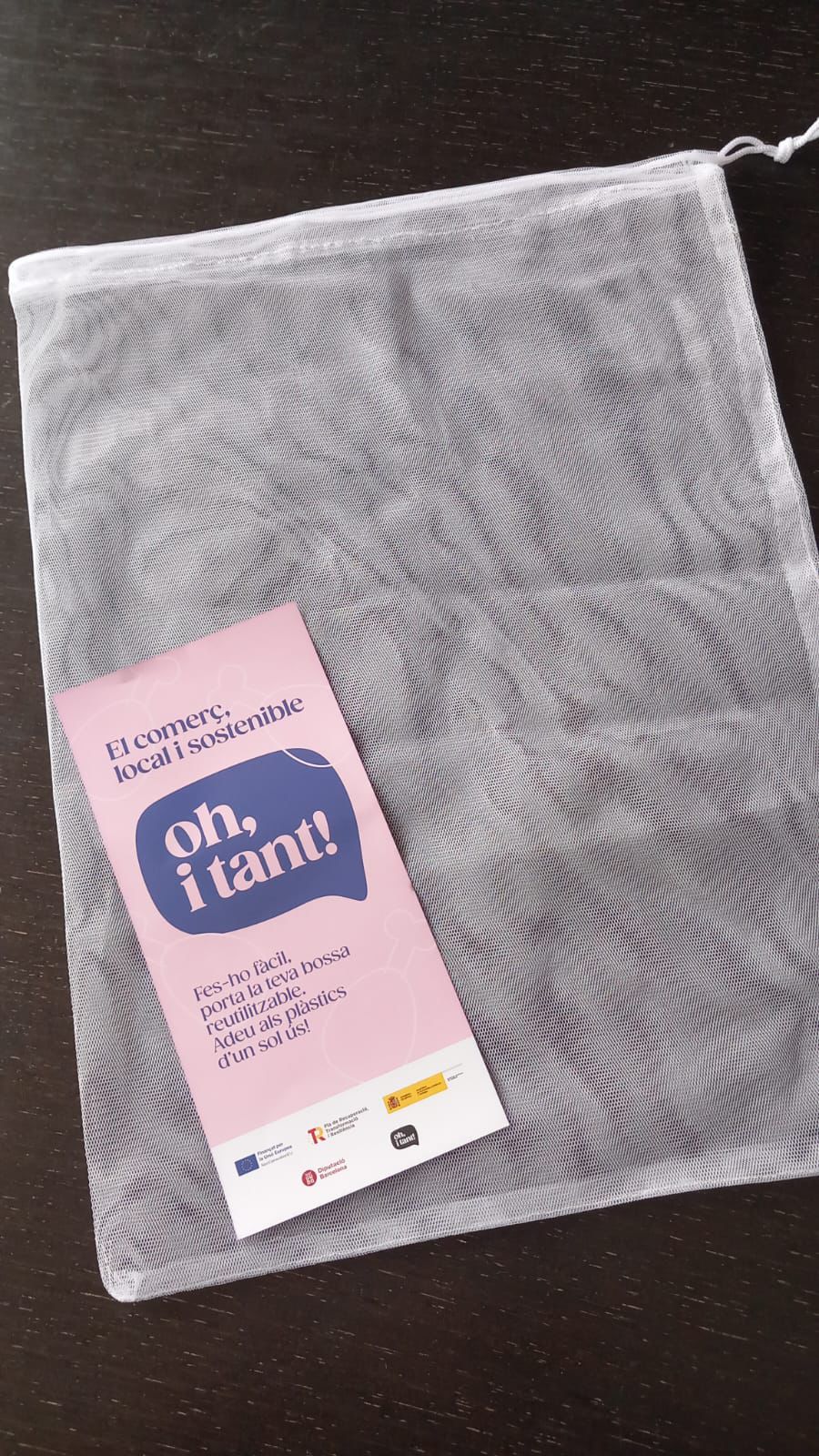 CAMPANYA D'ENVASOS REUTILITZABLES AL MERCAT SETMANAL